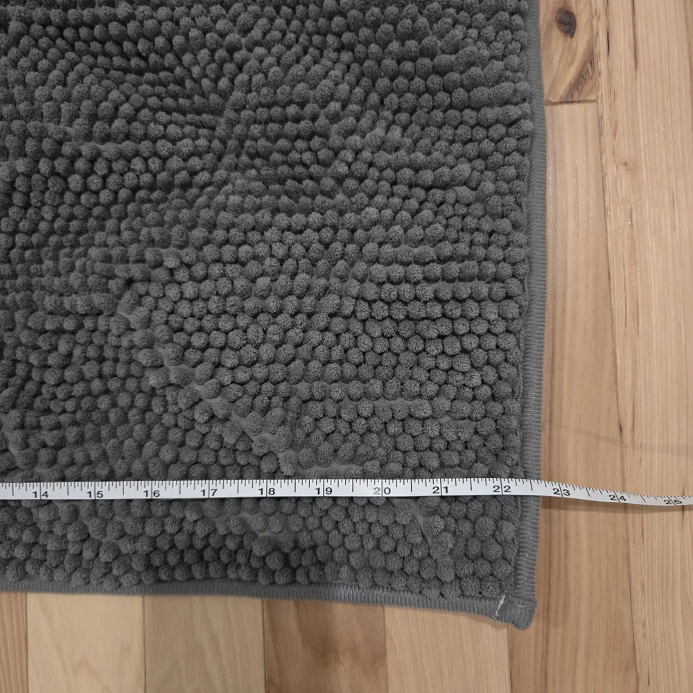 Gray Bath Mat, Absorbent Soft, 22.5 X 14.5 Inch